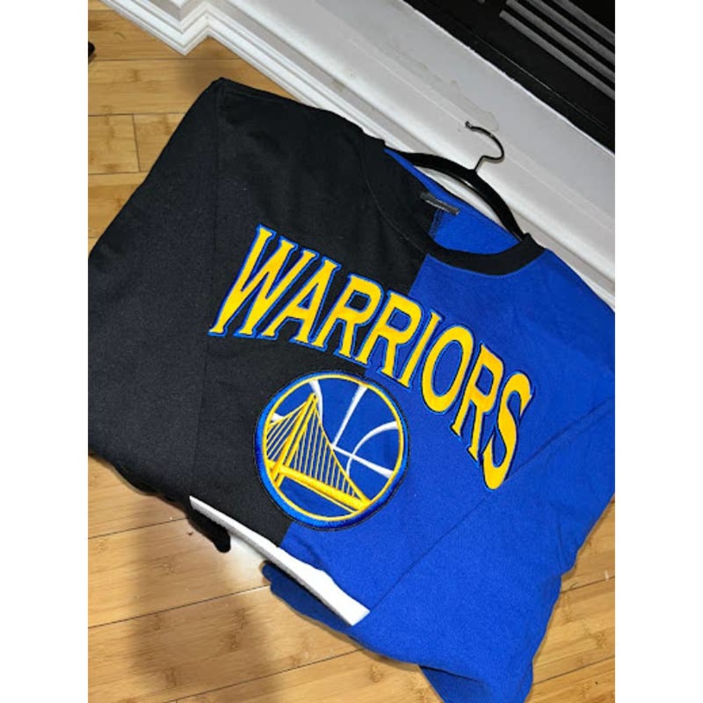 Warriors Sweater Size Medium - Picture 3 of 7
